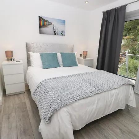 The Office Gardens, 2