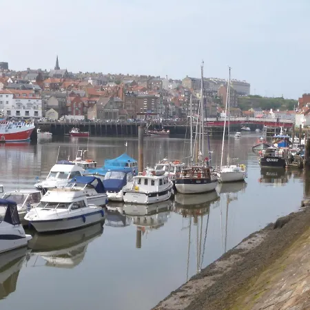 The Office Gardens, 2 * Whitby